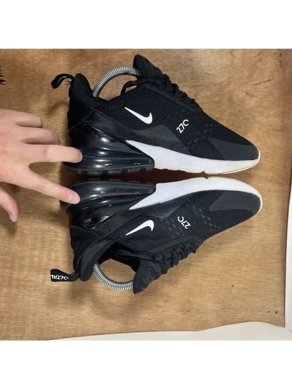 Nike Air Max 270 Men Size 6.5 Sneakers Black/White Mesh Lace Up AH8050-002
